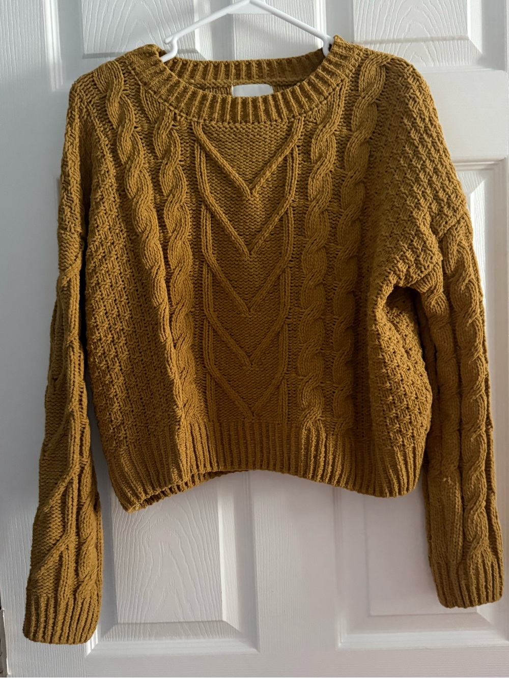 Pink Rose Mustard Yellow Cable Knit Chunky Sweater Size Large